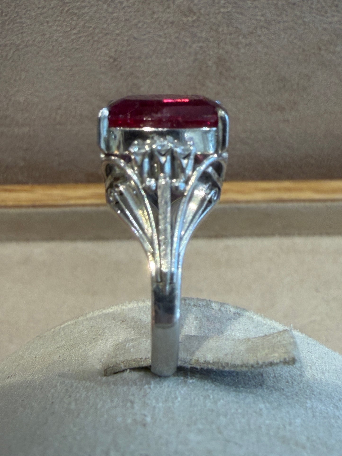 BAGUE ANCIENNE RUBELLITE & DIAMANTS