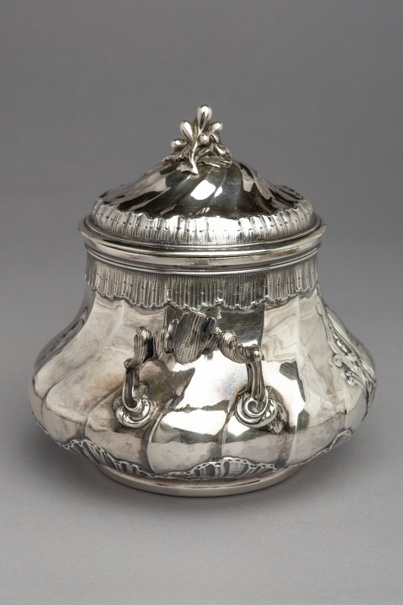 Sucrier et son couvercle en argent, Paris, 1788 Par François Joubert
