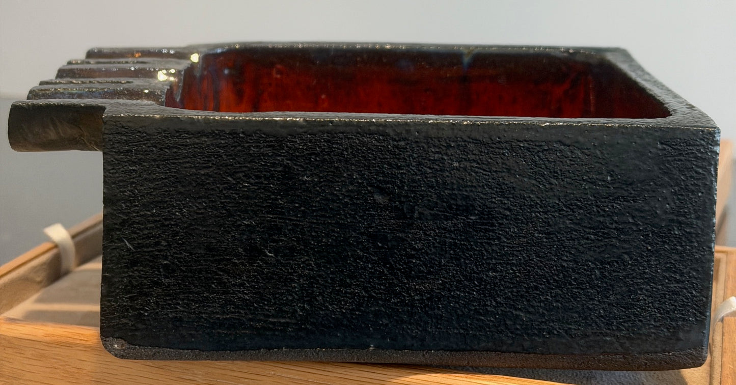 PERIGEM dans le goût de, CENDRIER BRUTALISTE