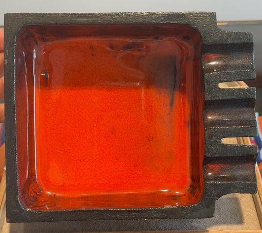 PERIGEM dans le goût de, CENDRIER BRUTALISTE