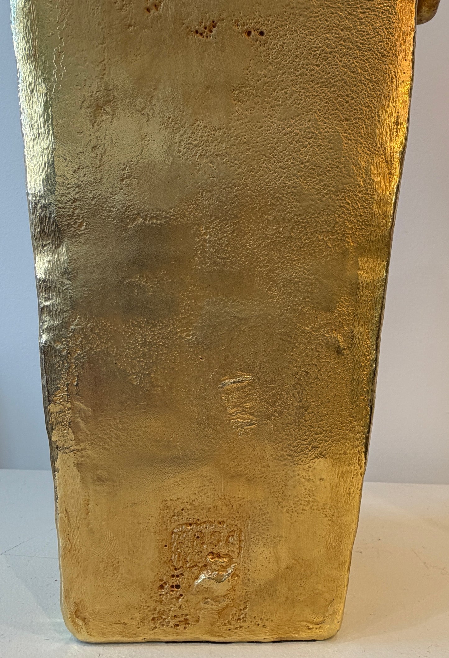 PIERRE CASENOVE, GRAND VASE EN BRONZE DORE