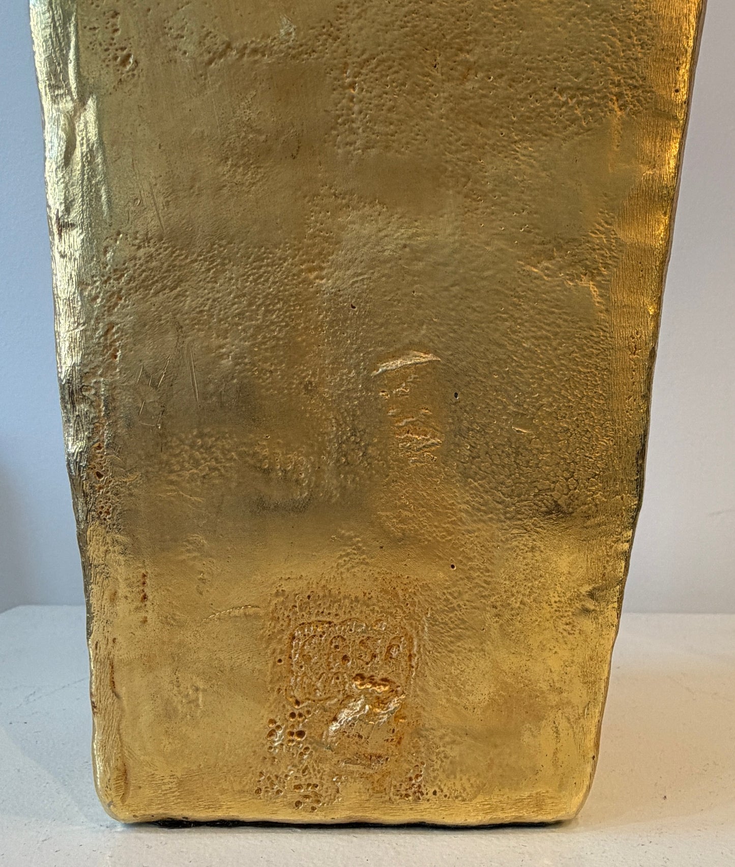 PIERRE CASENOVE, GRAND VASE EN BRONZE DORE