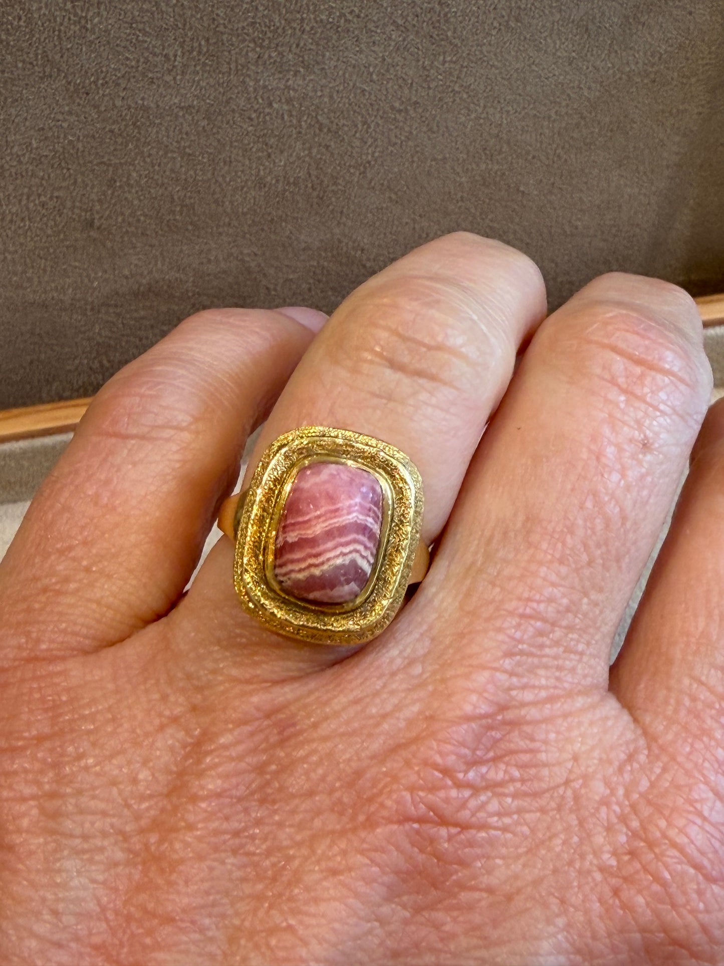 BAGUE VINTAGE RHODOCHROSITE & OR